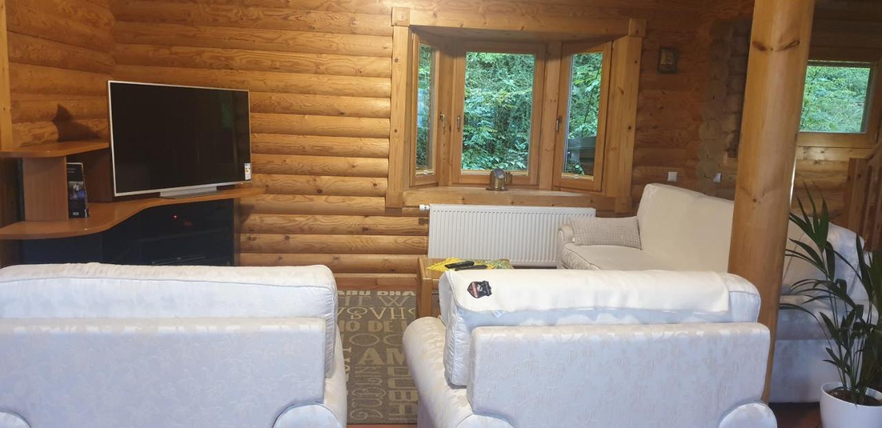 Cosy Spacious Wooden Chalet Na Hrib Stiska Vas 외부 사진